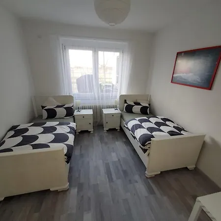 Große 3 Zi Auf Der Pferde Farm Apartment *