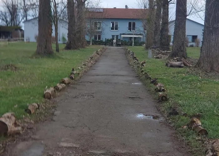 Grosse 3 Zi Auf Der Pferde Farm Appartamento *