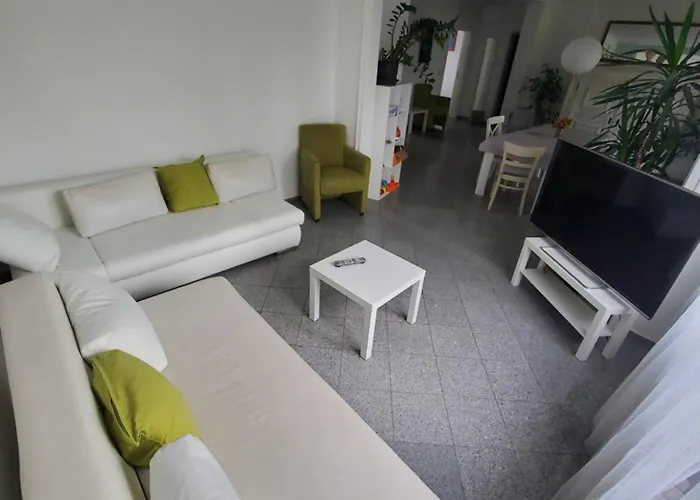 Grosse 3 Zi Auf Der Pferde Farm Appartamento *